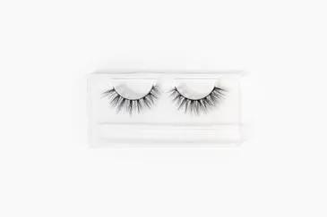 Odaiba Lashes