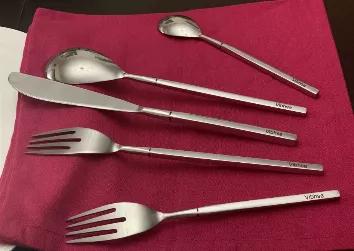 Vibhsa Stainless Steel Sivlerware 20 Piece Flatware Set, Service for 4