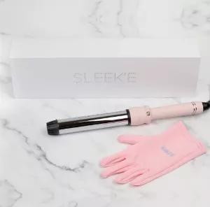 All it takes is 5 seconds for Sleeke's tourmaline infused titanium curling wand to create it's magic. Refresh your style with our Sleek'e curling wand and give your hair long-lasting volume and glow. You can create soft beachy waves and more with our 32mm barrel! The Sleek'e tourmaline infused titanium barrels allow you to create the style you desire for any occasion. With the negative ionic technology that eliminates frizz and protects your hair from damages, leaving any type of hair smooth, so