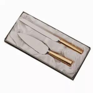 The 13" long cake knife and 10.75" long server set features hammered gold color metal handles and stainless steel blades. They are a perfect complement to the toasting flutes with the hammered gold bands. The knife and server set, like the pair of flutes, is presented in a lovely cloth lined silver box.