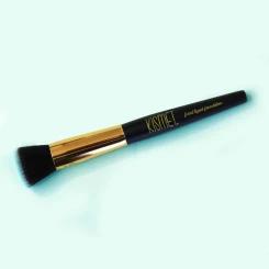 <p>The FIXED Foundation Brushes provide flawless application of Kismet's liquid and powder foundations. The brushes' shape, fullness and length providesuperior and even coverage. Created with superior grade synthetic bristles, the multi-diameter bristles are custom blended to provide superior performance and coverage.</p> <br>
<ul>
<li>Shed Proof</li>
<li>Vegan</li>
<li>Cruelty-Free</li>
<li>USA Made</li>
<li>Made with Sustainable wood</li>  </ul>
<p>To Clean: put a drop of mild soap, such as Da