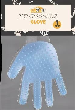 <p data-mce-fragment="1">Our Pet Grooming Glove is a convenient way to smooth and shine your pet's fur coat. Simply place the glove over your right hand and brush away with your palm open to improve your pet's coating. Works with both long haired and short haired pets. Our five-finger design allows you to reach all parts of your pet without the awkward angles of using a traditional brush.<br></p>
<ul data-mce-fragment="1">
<li data-mce-fragment="1">Smooth and shine your pet's coat<br>
</li>
<li 