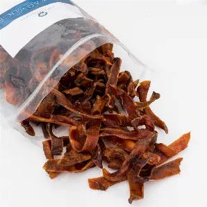 Our Pig Ears Sliced are 100% natural, single-ingredient, sourced from Europe and absolutely drool-worthy. The quality of our product is something we take pride in. From where it's from to how it's been cooked, we ensure your dog gets the best of the best. Our Long-lasting chews start grass-fed and free-range and then are cooked to perfection to bring out that rich flavor dogs love. <br>