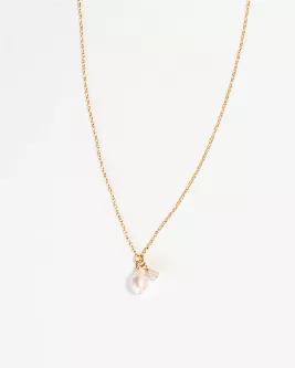 <p>A herkimer diamond and freshwater pearl adorn this long, 14 kt gold filled chain. Herkimer diamond g<span style="font-weight: 400;">emstones are formed at a very slow pace over time, which allows them to be incredibly clear and free for any inclusions. The high energy crystals make a great alternative to traditional diamonds with their dazzling shine and ethical mining practices.</span></p>
<ul>
<li>Length: 30" with a  .5" drop</li>
<li>Features: 14kt gold chain, fresh water pearl, herkimer d