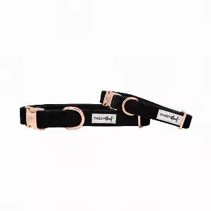 <p data-mce-fragment="1"><span>Will you promise to have & hold my paws into a happily furrever after?</span></p><h6><span></span>Description</h6><ul><li>Sturdy D-ring for leash attachment</li><li>Fully Adjustable Collar</li><li><span data-mce-fragment="1" mce-data-marked="1">Velvet material</span></li></ul><p data-mce-><span style="text-decoration: underline;" data-mce-style="text-decoration: underline;"><strong>Puppy Growth Pawtection Plan</strong><strong> </strong>(U.S. ONLY):</span></p><p dat