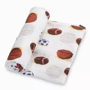 <ul class="a-unordered-list a-vertical a-spacing-mini" data-mce-fragment="1">
<li data-mce-fragment="1"><span class="a-list-item" data-mce-fragment="1">SOFT AND COZY SWADDLING BLANKET - Wrap your little loves in LollyBanks extra soft 100% cotton muslin swaddles to make your baby feel safe and secure. Each 47x47 blanket provides enough space to snuggly and securely wrap your newborn as well as provide comfort through the toddler years.</span></li>
<li data-mce-fragment="1">  FUN SPORTY PRINT - Th