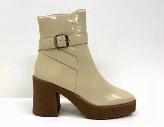 <p>Bring the heat in this chic, square-toe boots featuring decorative belts and customized shock-absorbing rubber heel made to provide lasting support for those long standing days. </p>
<ul>
<li>Zip-up </li>
<li>Square-toe</li>
<li>Handmade </li>
<li>Custom rubber heel </li>
<li>Belt and buckle embellishments </li>
</ul>
<p><strong>Composition:</strong></p>
<ul>
<li>Upper: 100% Leather</li>
<li>Footbed: 100% Leather</li>
<li>Lining: 80% Textile + 20% Leather</li>
</ul>
<p><strong>Measurements:</