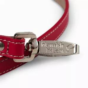 <p>Red slim dog lead with beige handle and matching stitching.</p> <p>Vegetable dyed luxury top grain leather with super soft texture.</p> <p><strong>Size</strong>: 1.5 cm/1/2" wide x 122cm/4ft long</p>