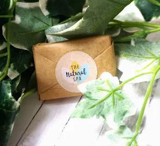 <p><br><br><strong>Weight 15g </strong><br></p>
<p>The bars are hand wrapped in tissue paper </p>
<p>These mini Soap Bars are an ideal way to try out our plastic-free body wash range. These mini bars should last about 6 washes. <br><br>The Mixed scent option will contain a minimum of 4 different scents </p>
<p>These bars are Sulphate free, Vegan and full of hair-loving oils. <br><br>For individual ingredients on each scent please check out the full-sized bars