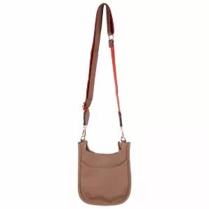 WOMEN'S LEATHER SHOULDER BAG <br> Description: L:7" W:7.50" D:2.50" DL:20.50" shoulder Bag <br> DOBBI Jewelry founded in 2019 near Downtown Los Angeles. we strive to produce only the highest quality product and the most professional customer service. Catering to our market needs, we have a strong presence in our E-Commerce platforms to be able to reach customers face to face and through the web. <br>