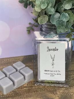 <p>This fragrance captures the soothing essence of lavender. Not overly sweet or herbal. The perfect balance of soft and simple. </p>
<strong>Top notes:</strong> Lavender <br><strong>Middle notes:</strong> Woods <br> <strong>Base notes:</strong> Musk.
