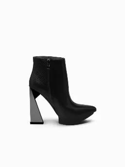 <meta charset="utf-8"><p><meta charset="utf-8"><meta charset="utf-8"><span data-mce-fragment="1">Its all about the lux details for this boot that impresses with a sky-high triangle shaped heel. Its minimalist design allows it to work well with a range of styles.</span><br></p><ul data-mce-fragment="1"><li data-mce-fragment="1">4.52'' heel</li><li data-mce-fragment="1">1.18" Platform</li><li data-mce-fragment="1">3.54'' shaft</li><li data-mce-fragment="1">11.02'' circumference</li><li data-mce-fr