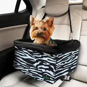 1.Booster seat designed to keep your pup safe while taking him for a ride.<br>
2.Installs quickly with 2 adjustable straps in the seat back and headrest.<br>
3.Features a seat belt that easily attaches to any harness for your paw-tner's security.<br>
4.Includes a front zippered pocket to store treats, collars, leashes or other travel gear.<br>
5.Holds up to 24 pounds includes a fleece liner to keep your companion comfortable.<br>