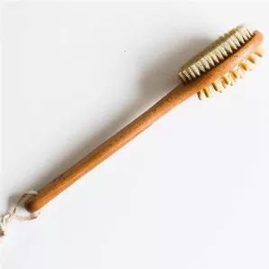 <p>Clear, soft, renewed skin is just a brush away. Our long-handled dry body brush brings out your skin best from head to toe. It's the perfect addition to your morning routine.</p>
