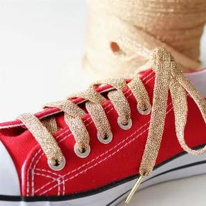 <p>Our Sparkling Gold Shoelaces are perfect for jazzing up your chucks for a special occasion. Whether it's graduation or New Years Eve, let your shoes glam up for the special moment.</p>
<p><strong>36" - Junior Low Tops (approx age 6-11) 4-5 eyelets / Also adult traditional Vans low tops</strong><strong><br>45" - Adult Low Top Converse (approx age 11+) 5-6 eyelets / Also tween low tops<br>54" - Adult High Top or low top for large feet 6-7 eyelets</strong></p>

<p></p>