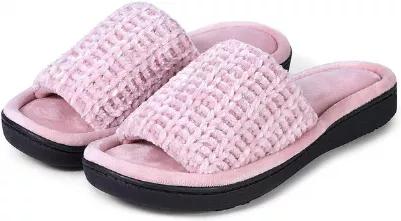 If you are looking for the ultimate slipper, Roxoni has it for you. Our cozy slippers are crafted using only the highest quality materials to give your feet the rest they deserve! These clog house shoes are cushioned with high-density memory foam that molds to the shape of your foot, ensuring maximum comfort. The fleece lining makes these women's slippers warm and cozy, providing superior comfort. Step into these comfort cushioned slippers, and you'll find yourself wearing them all day! Durable 