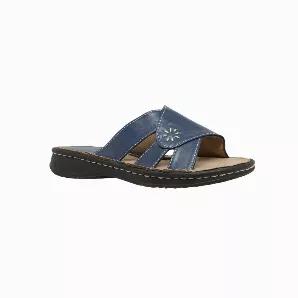 Comfort for all your casual outings. With a fit that makes is practical for all occasions and style that endures these low heel comfort sandals are ready when you are.