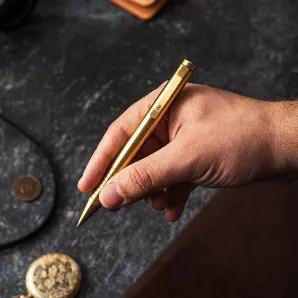 <p><meta charset="utf-8"><span data-mce-fragment="1">Our design focus for the solid Brass Grafton Mini Twist was weight and balance. We wanted a pen with just enough heft to know you have something in your hand. The perfection in balance allows the pen to practically write on its own. It is the perfect combo of weight (1.8 oz), balance, and hand feel that makes this pen a writer's dream.</span></p><p><span data-mce-fragment="1">We have taken great pride in crafting the entire family of Grafton p