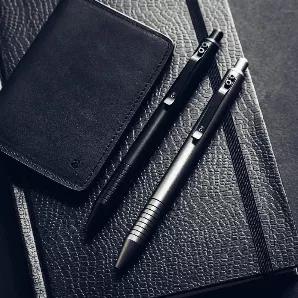 <p>This essential tool turned premium is bound to get noticed.  Backed by over 480 Five Star reviews, the Grafton is the EDC pen you've always wanted.   Its sleek look comes with heavy grooves for a steady grip and a solid clip for enhanced durability. The 100% aluminum body is satisfyingly balanced for a smooth writing experience.</p><p>Our bestselling Graftons are small batch productions, which means we can't guarantee how long this pen will be around before it's sold out. Get or gift your fav