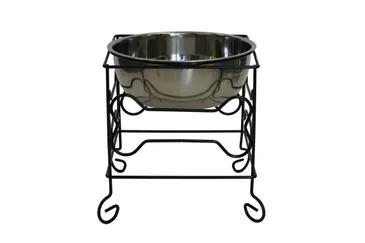 Held securely by a sturdy iron stand, the stainless steel bowl can hold 2.5L of food or water. With its elevated and classic design, this product lets your pet dine in style and comfort. YML's Wrought Iron Stand with Single Stainless Steel Feeder Bowl comes in three sizes so every dog can find their perfect fit