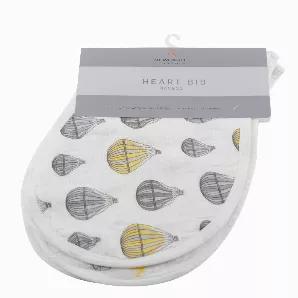 Soft and comfortable 100% natural bamboo muslin. These stylish and easy to care for bibs feature multiple snaps for a perfect fit. The extra absorbent fabric makes these bibs a must have for feeding and teething.<br> <br>Size: 21" x 9.5" (53cm x 24cm)<br>