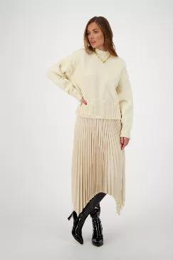 <p>A gorgeous asymmetrical pleated skirt to polish off your wardrobe. Style with boots, runners or pumps for your nights out! Permanently pleated so the pleats last, cinched waist fit with side a seam zipper and a stylish curved hem finish off this style.</p><p>Model wears size Small.</p><p>Small waist: 25.5 ", Medium waist: 28", Large Waist: 29"</p><p>Model: Waist 25", Hip 35". Fabric has no stretch.We recommendsizing one size up from your usual size.</p><p>Paired with our Polo Top.</p><p></p>