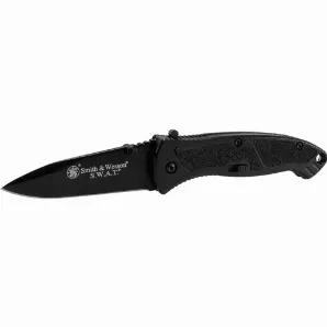 The Smith & Wesson Swat Black Knife has a pocket clip. It features a coated stainless steel blade. The knife is black aluminum and has an insert handle. The blade is spear point.