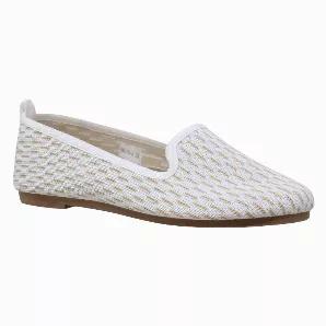 <p>When you are on the go, one thing truly matters. Your footwear has to be comfortable, especially when you spend hours in your shoes. When the day comes to a close, nobody wants to deal with soreness.</p>
<br>
<p>These adorably sophisticated ballet slip-on's are perfect for office, social gatherings, and leisure.</p>
<br>
<p>The smart style creates a shoe that you can wear even at home.</p>
<br>
<p>Slip into the best flat on the market with ease. You look amazing with that excited spring in yo