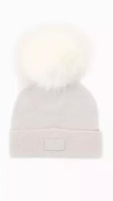 Ultra soft knit beanie hat with oversized faux fur pom pom and leather label. Pearl knit and White fur pom pom. One Size Fits All, Unisex.