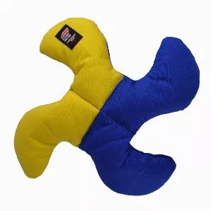 Luckily, dogs leave pawprints on your heart…Lucky Dawg!<br>
Amazing flyer flies far and high and looks awesome<br>
Made from 1000D Nylon<br>
Floats!<br>
Squeaks!<br>
Dogs love the soaring effect of this toy!<br>
Dimensions: 12" x 12" x 1 1/2"