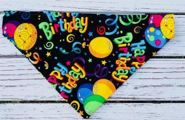 Show your pets style with our super cute, slide on collar bandana. It's super easy to let the world know that it's your dog or cats birthday by spoiling them with our birthday bandana, just slide the loop over the collar & the dog bandana is ready to go, just put the collar on as normal.