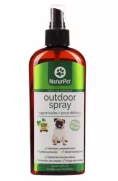 Naturpet Outdoor spray is a your go to spray to keep your pet smelling fresh, pest free and ready to cuddle. Uses powerful herbs that have been proven to repel pests such as fleas, ticks, lice and mosquitos. They also help to keep your pet smelling fresh. Control's bacterial growth and reduces itching with anti-bacterial and anti-yeast properties that cause irritation and odours. Coats looks shinier as an added bonus.