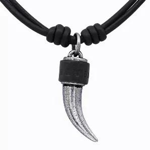 Be as strong as steel and as tough as leather with the SteelTribal Wolf ToothBlack Leather necklace. Consisting of two black leather ropes, the pendant on the SteelTribal Wolf Tooth Black Leather necklace features a black leather ring at its base with the True N' Raven brand on it. Complete with a square lobster clasp, the SteelTribal Wolf Tooth Black Leather necklace is a strong accessory with plenty of style. Pendant made of stainless steel in used look Square Lobster Clasp Pendant Size: W: 0.
