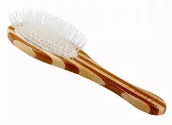 Our Ultra-Flex Style & Detangle brushes uses unique flexible nylon bristles for extra comfort and are expertly designed to glide smoothly through the coat for a clean even finish.<br> Style & Detangle Pet Brush <br> Ultra-Flex Nylon Bristle <br> Pure Bamboo Handle<br> Full Oval /Striped Finish