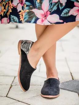 Walk on the wild side with these almond toe beauties! Pair these flats with jeans or a gorgeous print. These flats are easy to slip on and go! Black faux suede front with a dash of snake print in the back. Medium width True to size