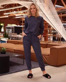 <p><strong>LM-SOPSET-8096-BLU</strong></p><p>The Savoy Active's Stacy Loungewear Set delivers form-fitting compression with a stylish design. These baggy long legs are casual attire that makes you feel highly comfortable while keeping an appropriate look that adds a touch of style to your basic routine. Take your workouts inside or out and be ready to sweat.<br><br> <strong>Features at a Glance:</strong><br></p><ul><li>Performance tested</li><li>Machine washable</li><li>Lightweight & Comfortable