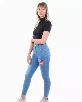 <p><strong>LM-XIAJNS-1034MM-BLU</strong></p><p>Our Benedict Skinny Jeans with Marilyn Monroe Heart Decal are your next favorite pair of denim. Featuring a light wash denim fabric with slight fading, skinny stretch fit, and a five-pocket design.</p><ul><li>80% Cotton, 20% Spandex</span></li><li>Machine wash cold</span></li><li>Imported</li></ul><p><strong>Return</strong>: unconditional return within 30 days.</p>