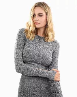 <p><strong>LM-ROSTOP-7020-GRY</strong></p><p>This grey crop top long sleeve is perfect to wear to the gym, around the house, running errands, hanging with the girls, watching Netflix (and chilling), and so much more!</p><p>The grey mesh detailing highlight any figure, any body type. You'll want to wear this crop top long sleeve with cute thumb-hole 24/7, 365 days per year. This crop top for women workout is the perfect crop top for your gym break between work shifts, after work, or before work! 
