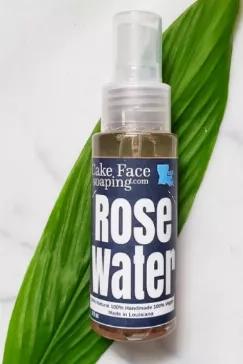 A refreshing blend of distilled water and rose water to hydrate and tone your skin!<br> Floral waters have been known for having wonderful skin toning abilities. This is also nice to spray in your hair. Smells just like sweet primrose.