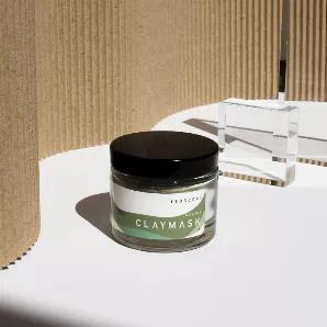Formulated to stimulate blood circulation for balancing and detoxing blemish-prone skin. Draws out dirt and toxins while leaving skin nourished and hydrated. <br>

Element Highlights: French Green Clay has a pulling effect, drawing out blackheads. This mineral-rich clay was first found in France is helpful for blemishes and is generally used for average to oily skin. White Willow Bark Extract contains salicylic acid, which helps to fight acne and is an all-natural, gentle exfoliant, making way f
