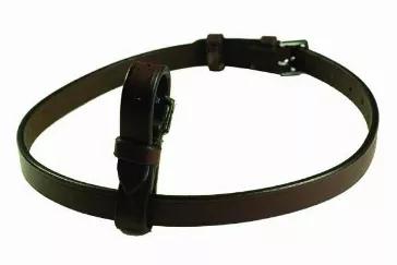 Made with supple, pre-conditioned leather, this flat leather hinged drop noseband has stamped steel hardware.