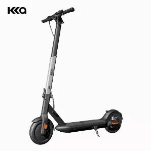 Scooter time! We are very happy to show you one of our new scooter models: the Freddo X1 E-Scooter. A fantasy product that will make you fly light thanks to its two wheels but above all thanks to its powerful 36V battery. It is perfect for ages between 12 and 45 years approximately. Its strong and resistant aluminum structure supports up to 220 lbs. Perfect for going to school, work, or shopping and when you return home you can store it by folding it so that it takes up less space. With its LCD 