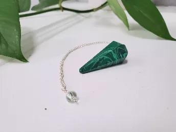 Ask the pendulum your deep questions + let the universe help you sort it out. Pendulum made of genuine Malachite crystal. <br>


Used for: travelers guardian stone and sales person stone. Protection of children, business success, money, reduces confusion and turns creative thought into action.