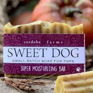 We’ve crafted with bar with skin-loving ingredients like pumpkin, calendula and sage. It has a rich creamy lather that will hydrate skin, while washing away the dirt. Its warm and spicy scent will leave your pup smelling great and cuddle- ready.  Because happiness is a clean...and sweet dog.