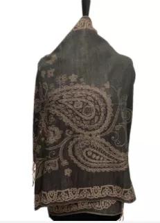 Floral and Paisley Pattern Pashmina