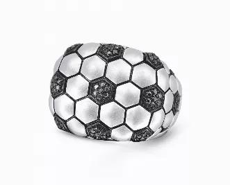 Whether you're an avid soccer athlete or simply a fan of the sport, this soccer-inspired head Ring from the LMJ Adrenaline Rush Collection will leave you feeling like a champion on and off the field. This ring is beautifully presented with the inspirational poem "Adrenaline Rush" written by the LMJ founder <br>*Note: This piece is handmade on a made-to-order basis. Please allow 2 weeks for delivery. Crafted in 925 Sterling Silver, this empowering soccer ring features a soccer ball hexagonal patt